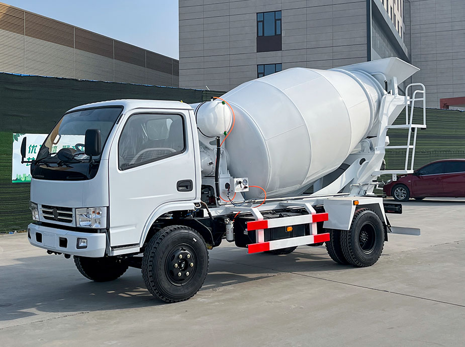 4m³ concrete mixer truck