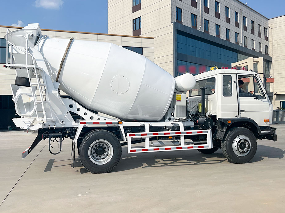 5m³ Concrete mixer trucks