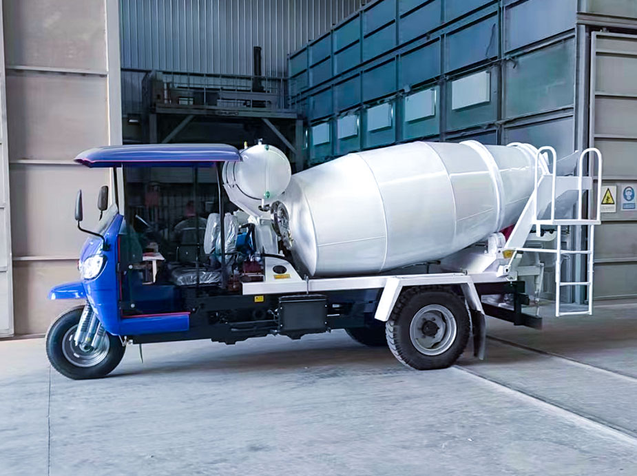 1.5m³ three-wheel concrete mixer trucks