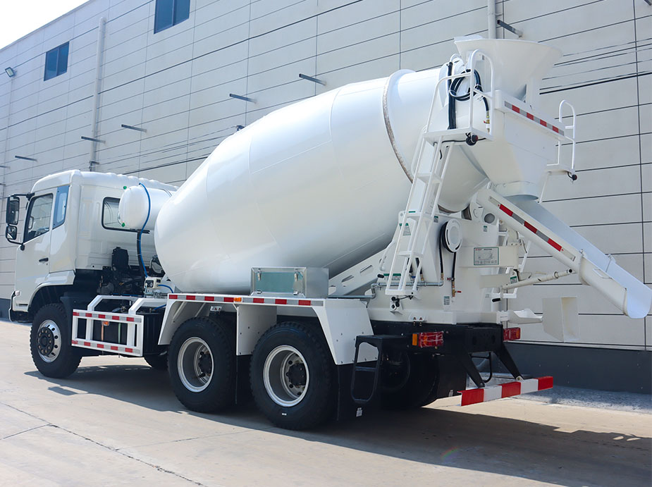 12m³ Concrete mixer trucks