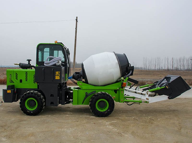 1.2m³ Self-loading concrete mixer truck