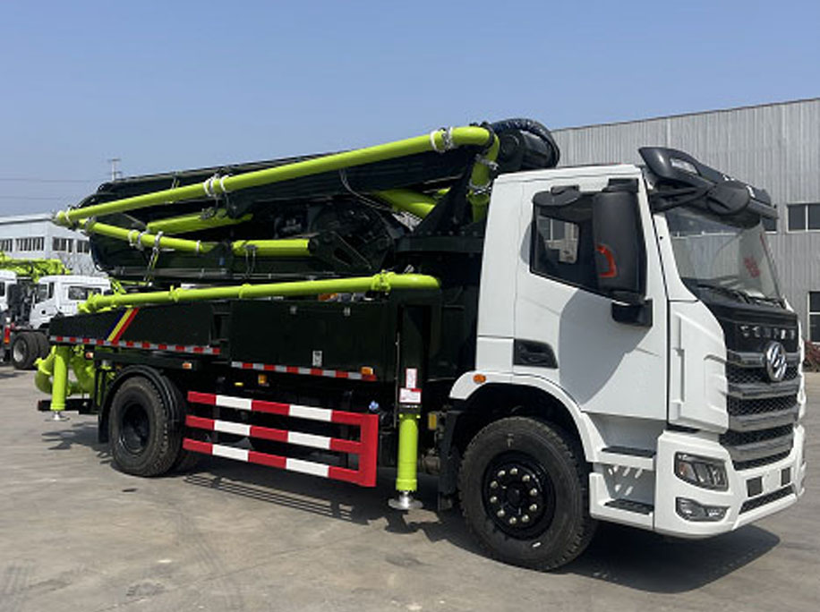 33M Concrete Boom Pump Truck